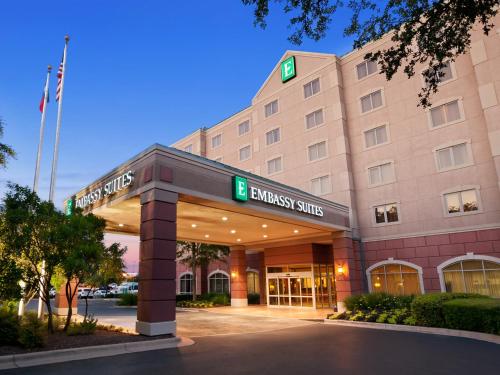 Фотография гостиницы Embassy Suites by Hilton Austin Arboretum