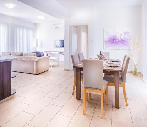 Фотография апарт отеля Napian Suites