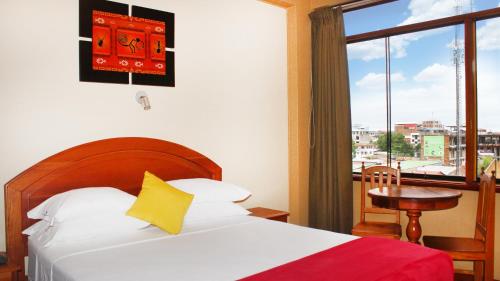 Фотография гостиницы Hotel Centenario