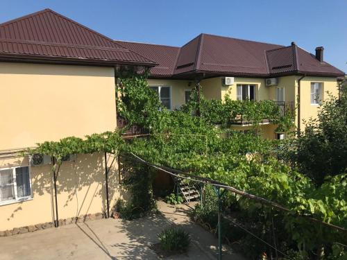 Фотографии гостевого дома
Школьная, 77a