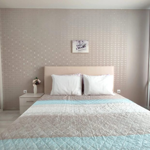 Фотографии квартиры 
            Квартира 2-комнатная в Омске на Крупской 12