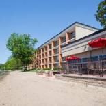 Фотография гостиницы Holiday Inn Detroit Lakes, an IHG Hotel