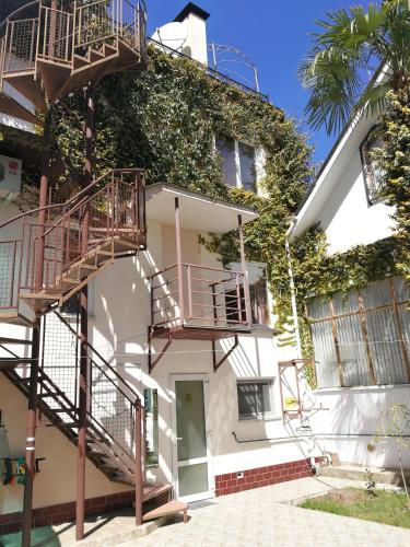 Фотография гостевого дома У Японского Садика