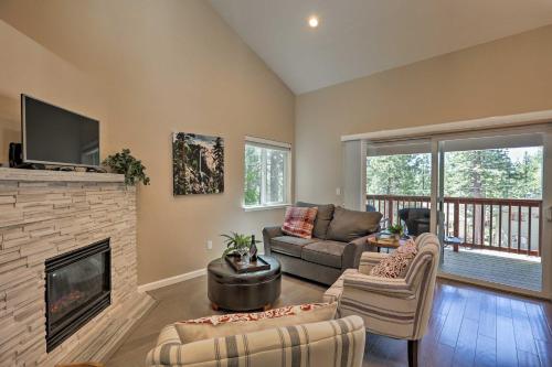 Фотографии гостевого дома
Welcoming Incline Village Home 1Mi to Ski, Beaches