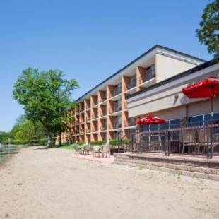 Фотографии гостиницы
Holiday Inn Detroit Lakes, an IHG Hotel