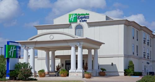 Фотография гостиницы Holiday Inn Express Hotel & Suites College Station, an IHG Hotel