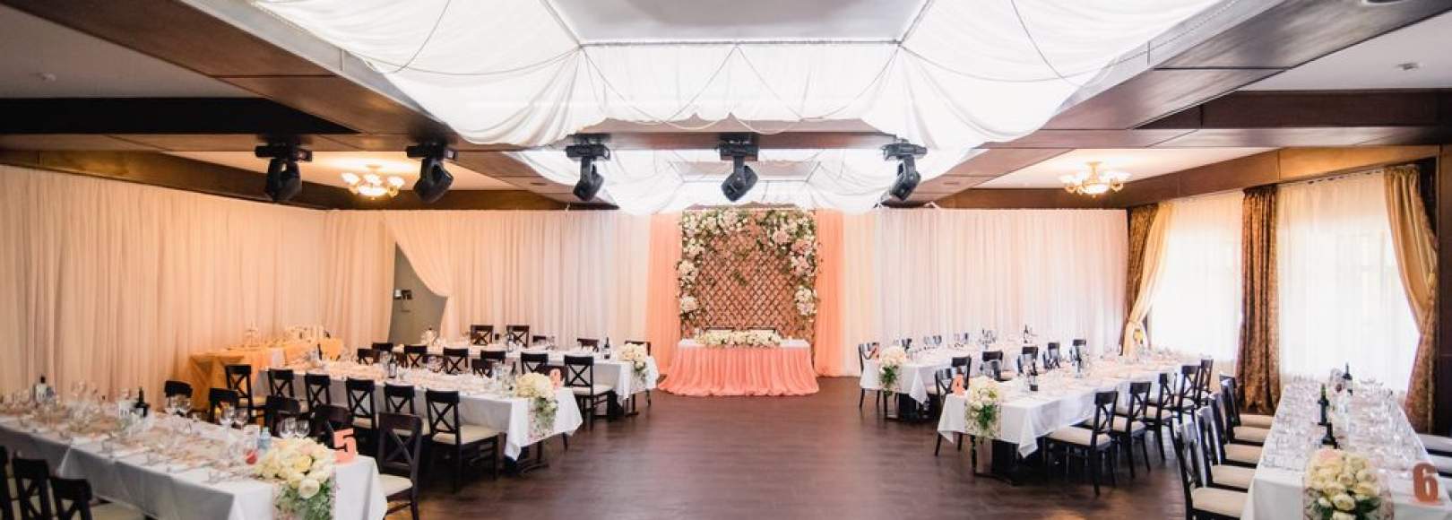 Фотография банкетного зала Крытая площадка