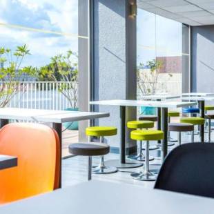 Фотографии гостиницы 
            Ibis Budget Fréjus St Raphaël Centre et Plage