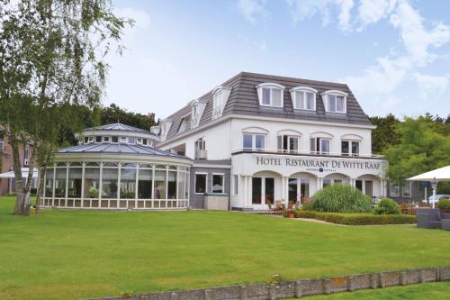 Фотография гостиницы Fletcher Hotel Restaurant De Witte Raaf