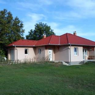 Фотографии гостевого дома
Bokros Vendégház