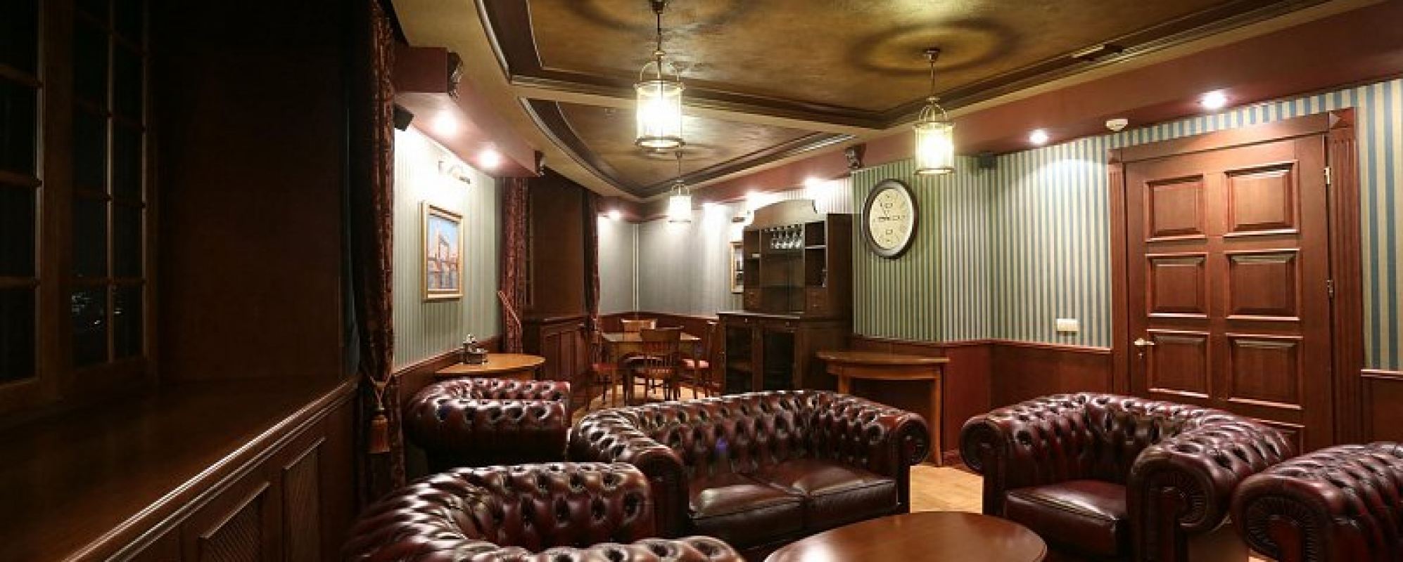 Фотографии комнаты для переговоров Честер