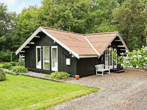 Фотография гостевого дома Three-Bedroom Holiday home in Toftlund 19