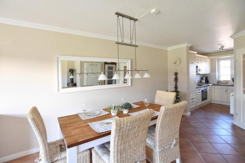 Фотографии гостевого дома
Ferienhaus Gartenweg