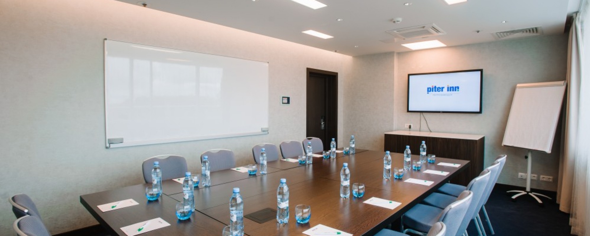 Фотографии конференц-зала Валаам