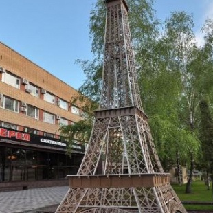 Фотография памятника Скульптура Эйфелева башня