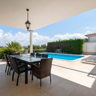 Фотографии гостевого дома
Magnifica Moradia V4