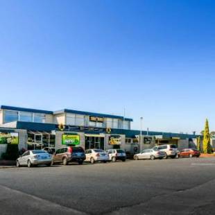 Фотографии гостиницы
Top of the Town Hotel Motel