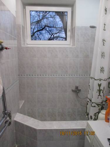 Фотографии хостела 
            Мансарда в центре города