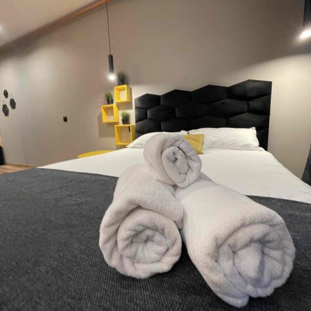 Фотографии квартиры 
            Апартаменты на улице 40 лет Победы 51в