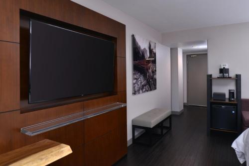 Фотография гостиницы Visalia Marriott at the Convention Center