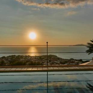 Фотографии мини отеля
Monte Solaro Bed & Breakfast