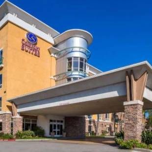 Фотографии гостиницы
Comfort Suites Ontario Airport Convention Center