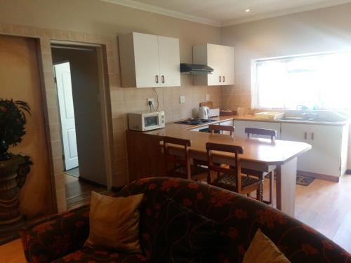 Фотография гостиницы Alpine Inn