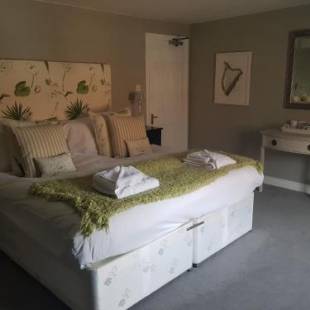 Фотографии мини отеля
The Angel Inn