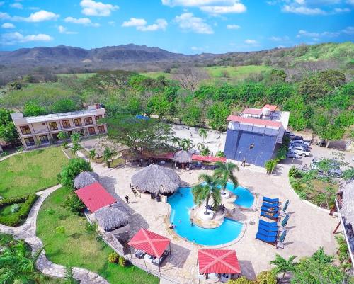 Фотография гостиницы Surf Ranch Hotel & Resort