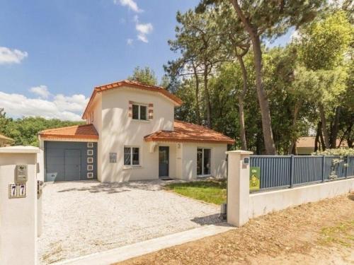 Фотография гостевого дома Gîte Saint-Brevin-les-Pins, 4 pièces, 8 personnes - FR-1-306-1096