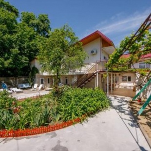 Фотография гостевого дома Солнечный