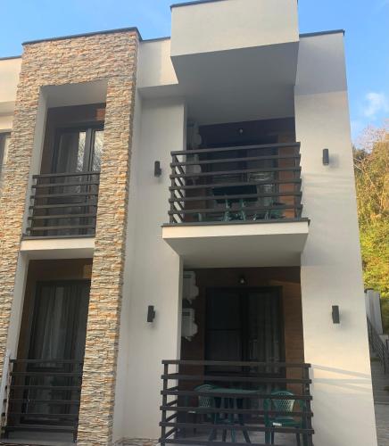 Фотографии гостевого дома
Vart house