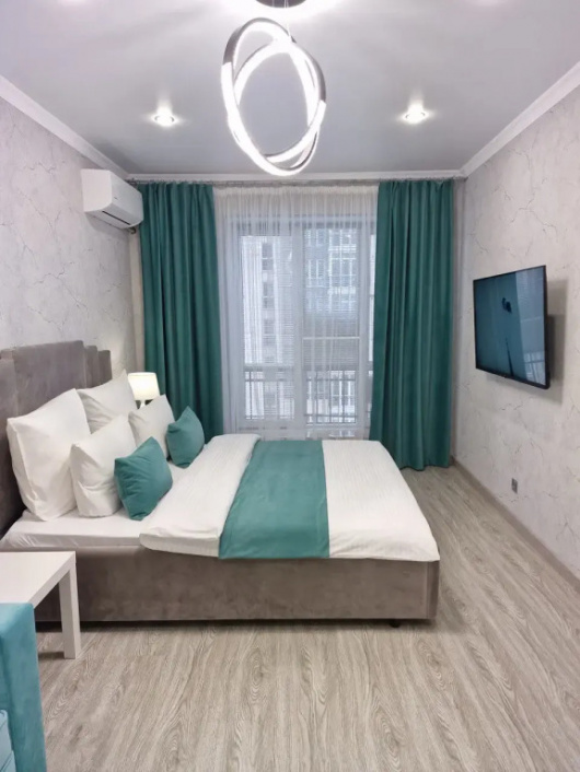 Фотографии квартиры 
            Квартира Flatirini с панорамными окнами в новом ЖК