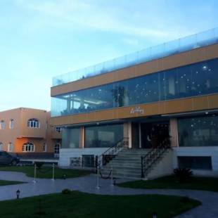 Фотографии гостиницы
AMWAJ HOTEL