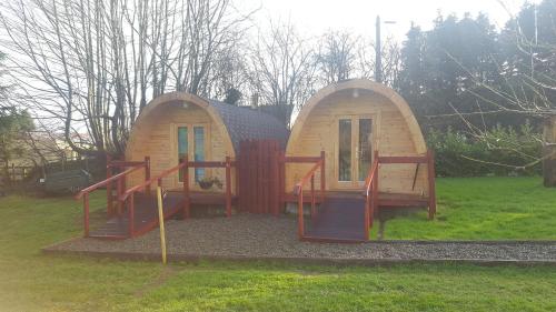 Фотография кемпинга Log cabin