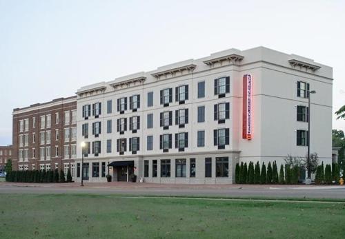 Фотография гостиницы SpringHill Suites by Marriott Huntsville West/Research Park