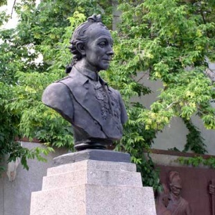 Фотография достопримечательности Памятник А. Суворову