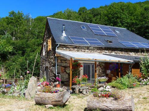 Фотография мини отеля Chambres et table d'hôtes Le Lepadou-Bas