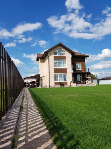 Фотографии гостевого дома
Пос.Большая вода, 184