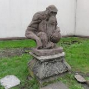 Фотография памятника Скульптура Орангутан
