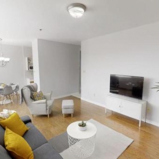 Фотография гостевого дома Bright Cozy Condo The Heart of Uptown 2BED Coffee & tea