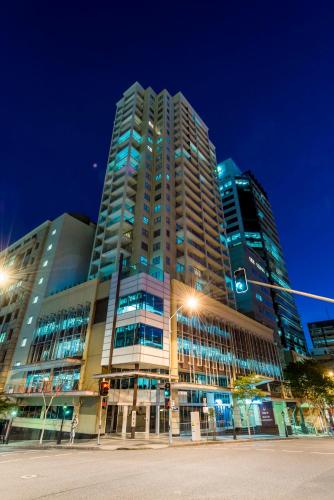 Фотография апарт отеля Oaks Brisbane Lexicon Suites