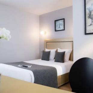 Фотографии гостиницы
A l'Hôtel Des Roys