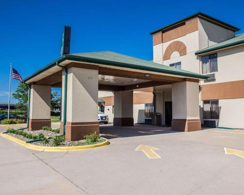 Фотография гостиницы Quality Inn & Suites Altoona - Des Moines