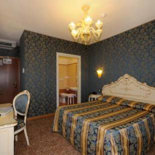Фотографии гостиницы 
            Hotel Il Mercante di Venezia
