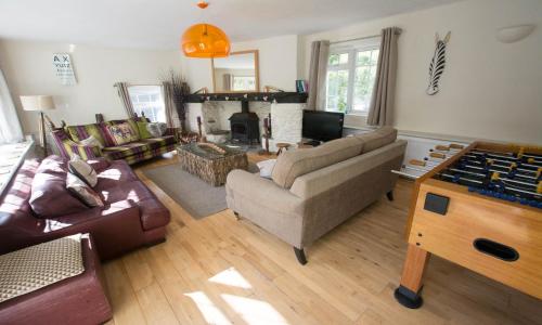 Фотография гостевого дома Shippenrill Croyde | 6 Bedrooms / Sleeps 13 | Hot Tub*