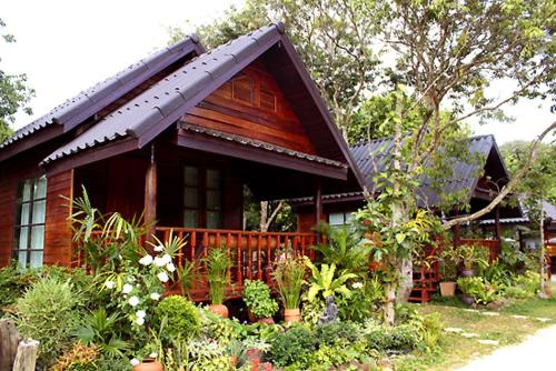 Фотография гостиницы Baansuan Lychee Maeklong Resort Ampawa