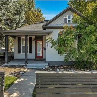 Фотография гостевого дома The Elm Tree Cottage in the Sugarhouse District