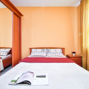 Фотография квартиры Квартира Уютная двухкомнатная на Лесопарковой 33