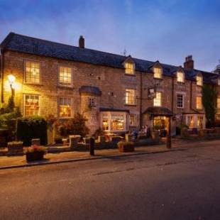 Фотографии гостиницы
The Bull Hotel